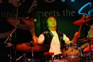 Tony Brock  during a performance at The Canyon Club © Bourgeois Magazine LA